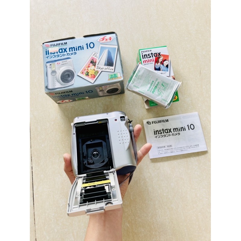 Máy chụp ảnh lấy liền Fujifilm Instax Mini 10, tặng kèm pin và 1 hộp film 10 tấm date