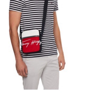 Túi đeo chéo mini Tommy Hilfger Signature Hàn Quốc cao cấp, chống thấm nước, kích thước 22x 17 x5 cm