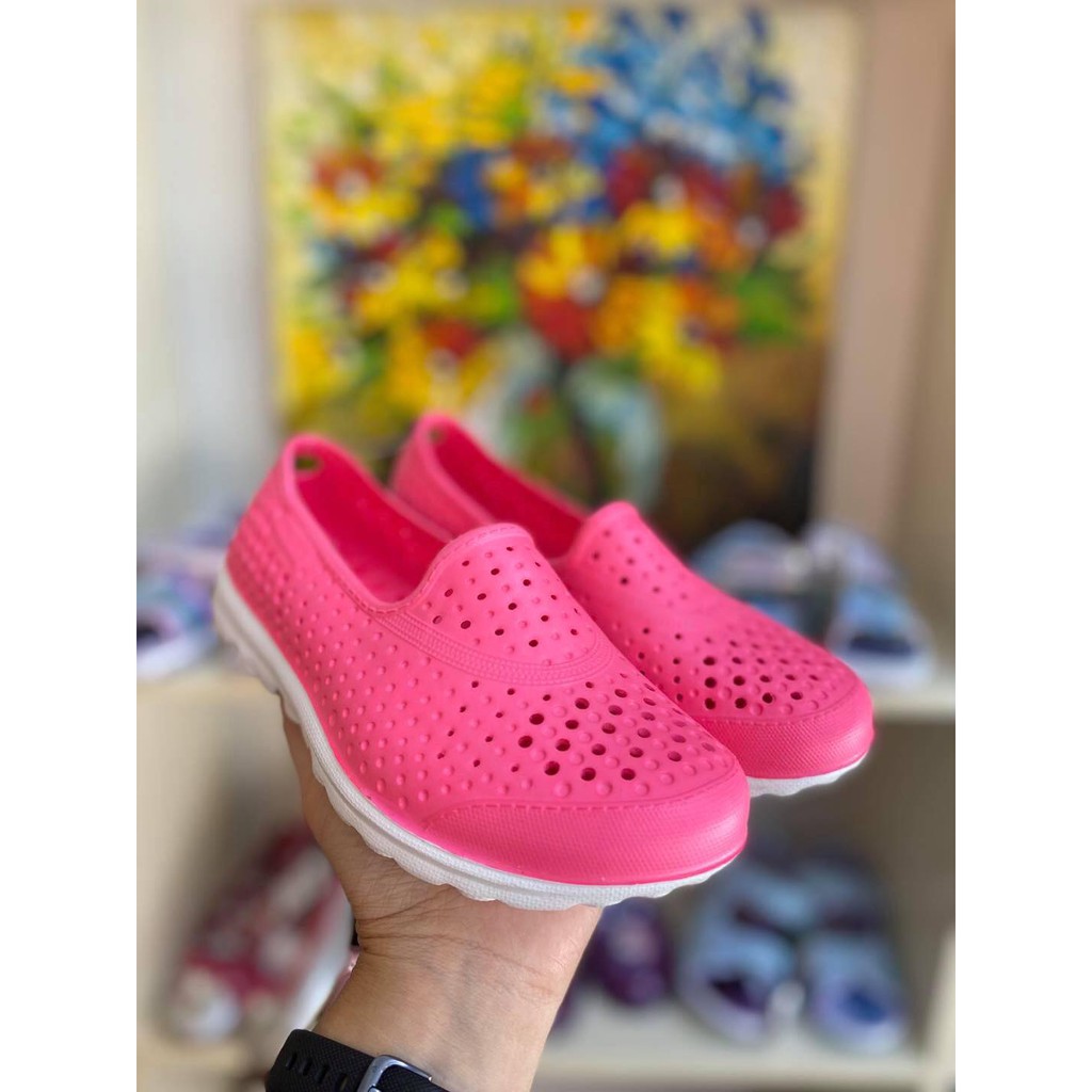 Giày Sục SKC Hồng Đế Trắng Cho Bé Gái Nhựa Mềm  Phù Hợp Cho Bé Đi Chơi Đi Học Đi Trời Mưa  28 29 30 32