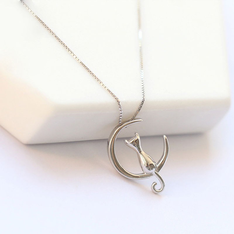 Dây Chuyền Mặt Mèo Và Tam Giác Trong Suốt Phong Cách Cổ Điển