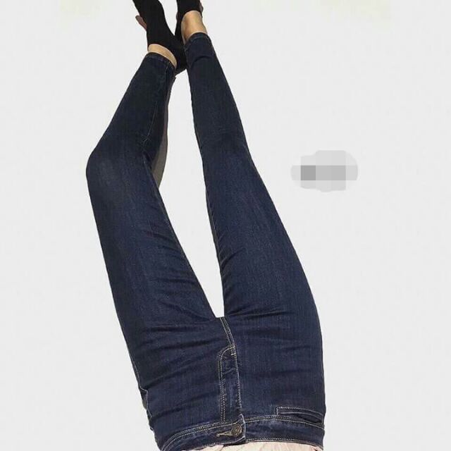 [Xả kho cuối năm] Quần jean lưng cao không túi form đẹp phối đồ dễ dàng lại | BigBuy360 - bigbuy360.vn