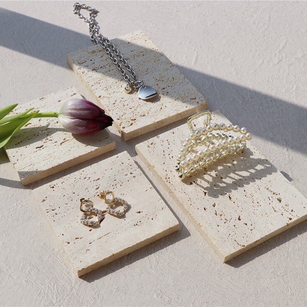 Miếng đá trưng bày mẫu nail chụp ảnh chuyên nghiệp