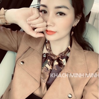 Khăn bản nhỏ quàng cổ