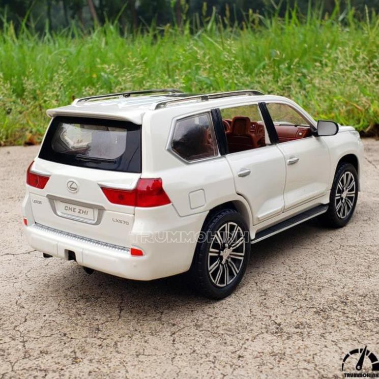 Mô hình xe Lexus LX570 Supersport 1:24 CheZhi