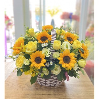 Giỏ Hoa tone vàng hoa chúc mừng Hoa sinh nhật Hoa khai trương