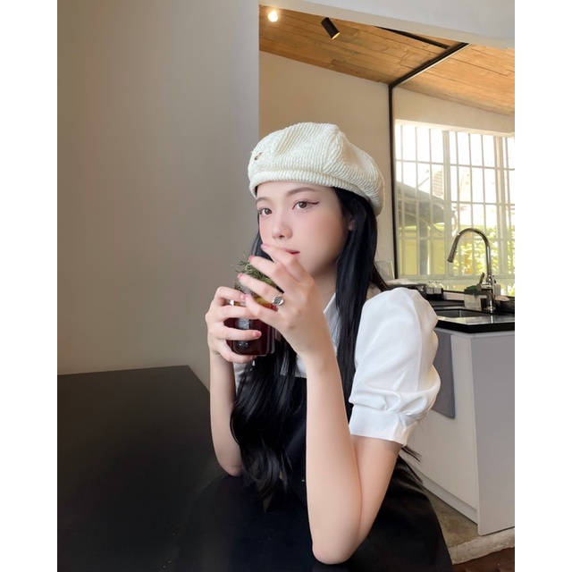 ĐẦM  ĐEN PHỐI CỔ SƠ MI TRẮNG XẺ LAI | BigBuy360 - bigbuy360.vn