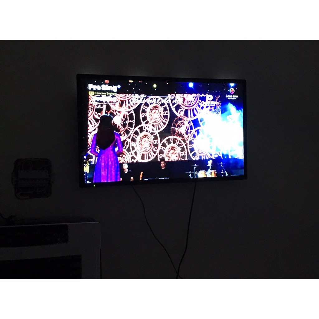 Smart Tivi kuking 50 Inch UHD 4K DVBT2 ảnh thật có video bảo hành 24 tháng lỗi 1 đổi 1