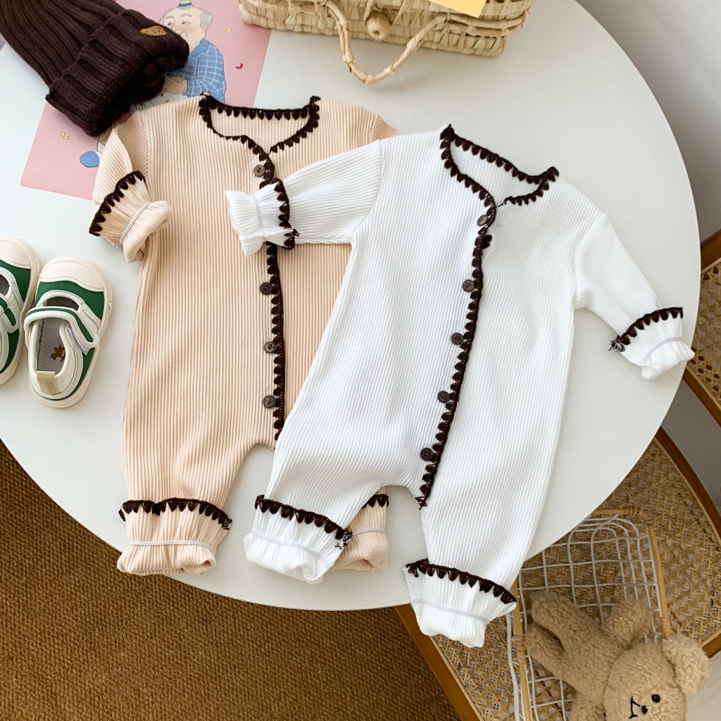 Bộ đồ ngủ liền thân tay dài cài nút thời trang mùa thu cho bé