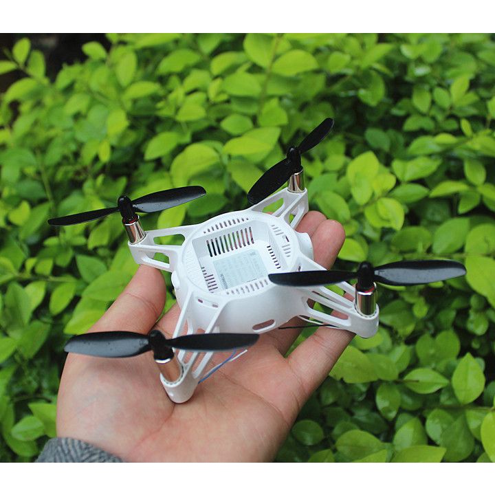 Khung máy bay drone với 4 động cơ 8520
