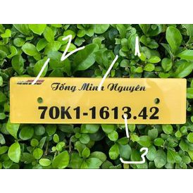 Bảng tên mica theo yêu cầu cho các loại xe máy. Tặng kèm pát sắt + 2 ốc titan + combo tem dán siêu cưng