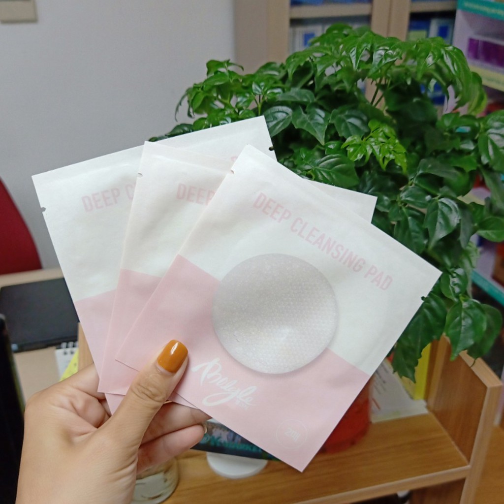 Miếng rửa mặt tẩy da chết DEEP CLEANSING PAD