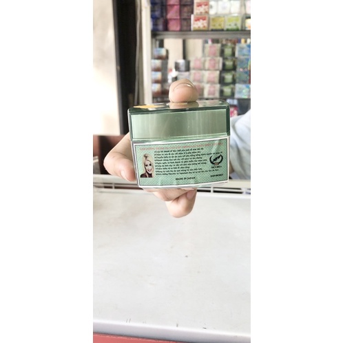 KEM SÂM VUÔNG XANH DƯỠNG TRẮNG DA CHỐNG 9 DẤU HIỆU LÃO HOÁ 80GR