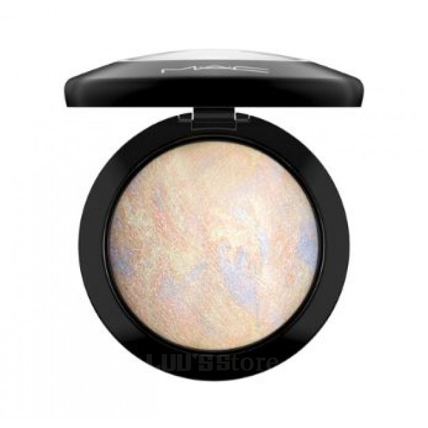 Phấn Highlight MAC Mineralize Skinfinish #Lightscapade