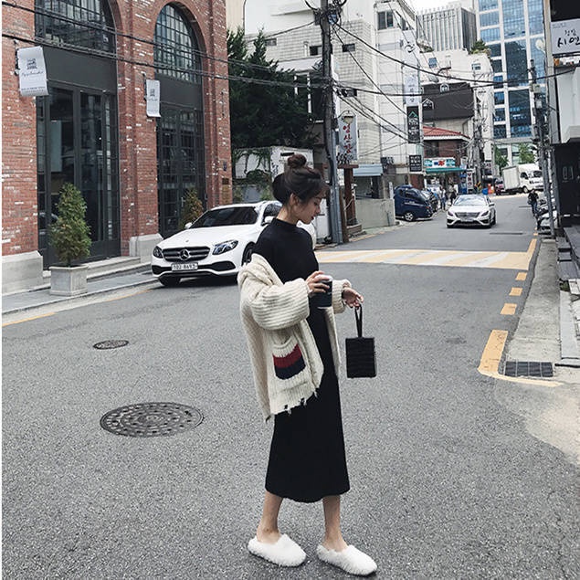 Đầm Dài Lót Lông Cừu Đen Dáng Ôm Phong Cách ulzzang Thời Trang Thu Đông Cho Nữ