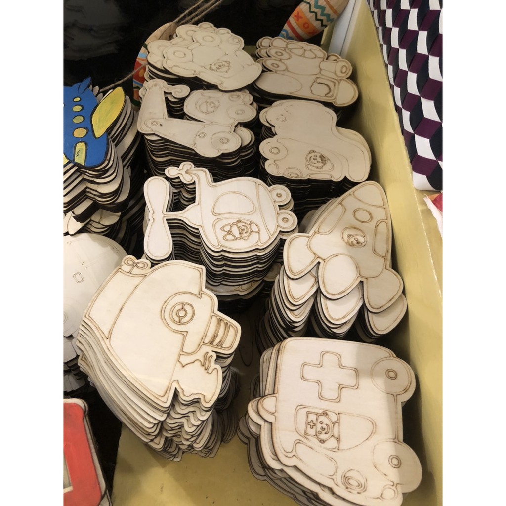 Đồ chơi tô màu bằng gỗ cho bé (tặng kèm màu và cọ vẽ)-Phương tiện giao thông 8 hình