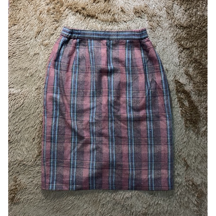 Chân váy dạ dài caro