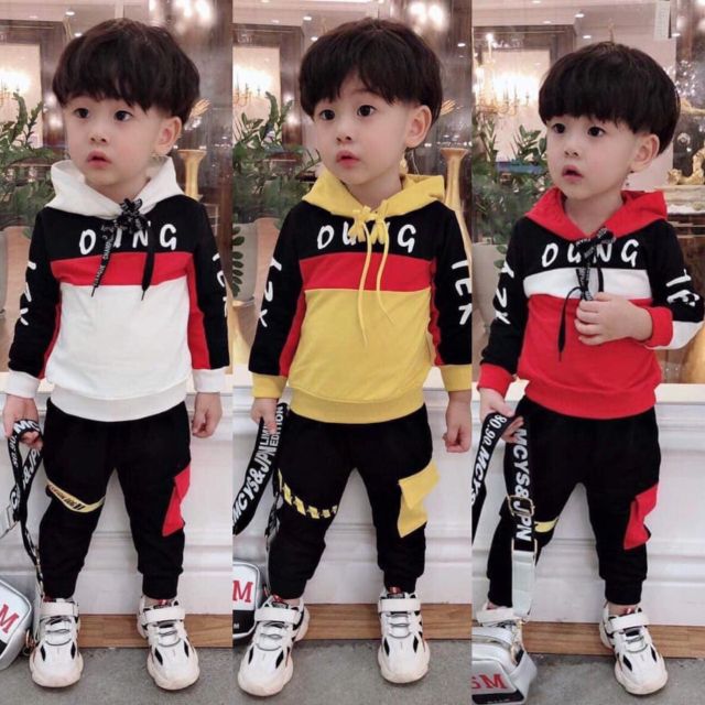 Bộ nỉ có mũ bé trai