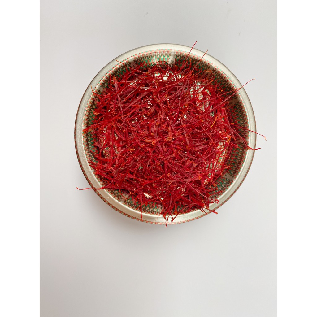 Saffron Bahraman [NHỤY HOA NGHỆ TÂY] 1GR Super Negin Date Mới Tinh T4/2021 TẶNG 2 TRÀ DƯỠNG TÂM+BÌNH THUỶ TINH 500ML | BigBuy360 - bigbuy360.vn
