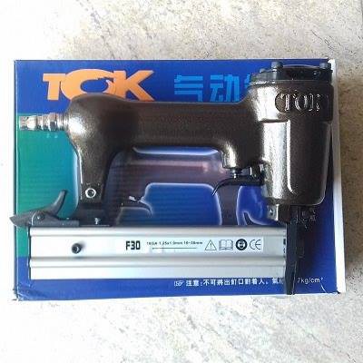 SÚNG BẮN ĐINH TOK F30 ĐINH THẲNG