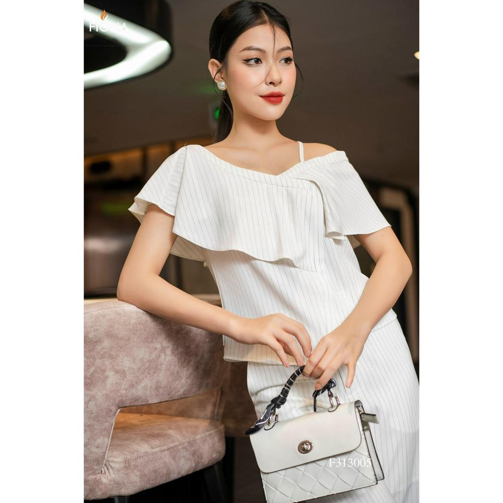 Set bộ nữ FIONA áo sơ mi kẻ lệch vai và quần kẻ dáng suông set bộ màu trắng classic trẻ trung F513007