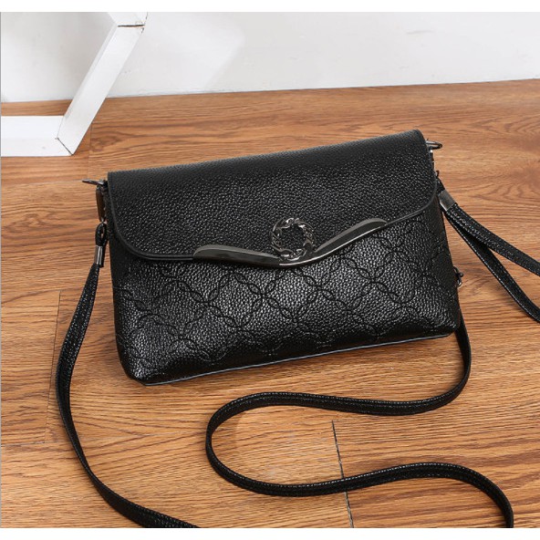 Túi đeo chéo nữ da mềm nhiều ngăn giá rẻ BAG U VNQ118