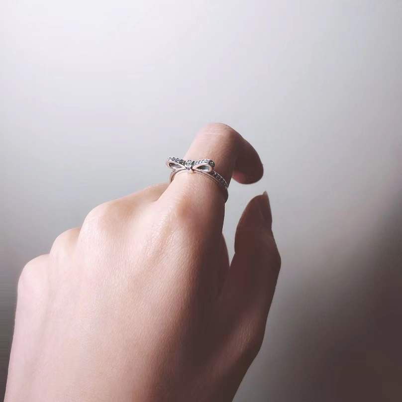 Hộp Đựng Nhẫn Hình Nơ Xinh Xắn