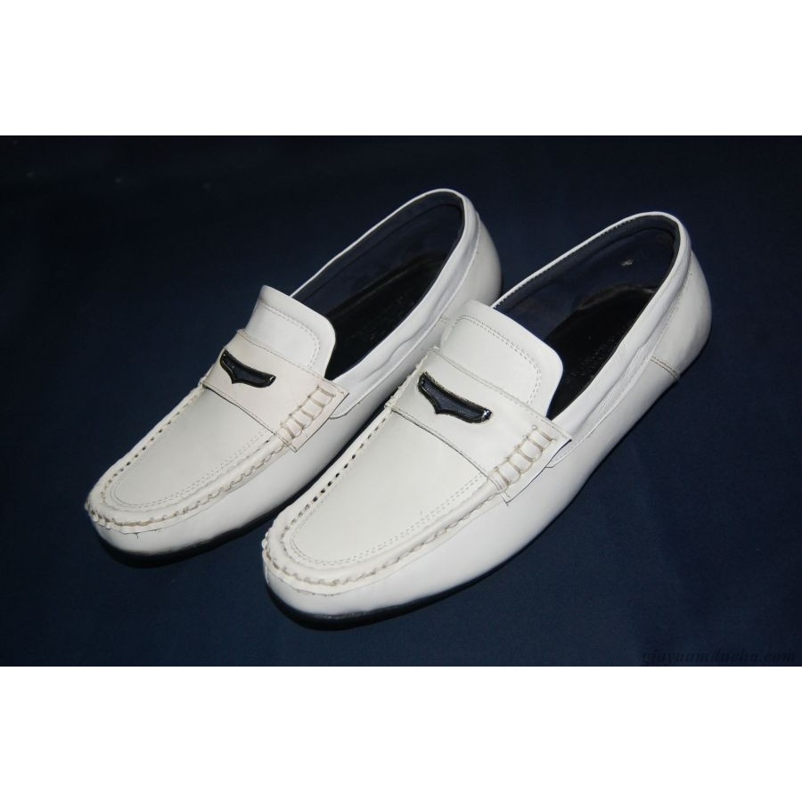 Giày mọi da bò thật. Bảo hành: 12 tháng.MS : M83
