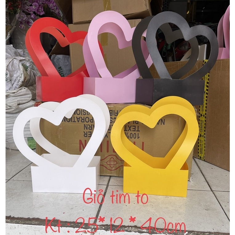 10 Giỏ hoa trái tim cắm  hoa sáp,  hoa tươi