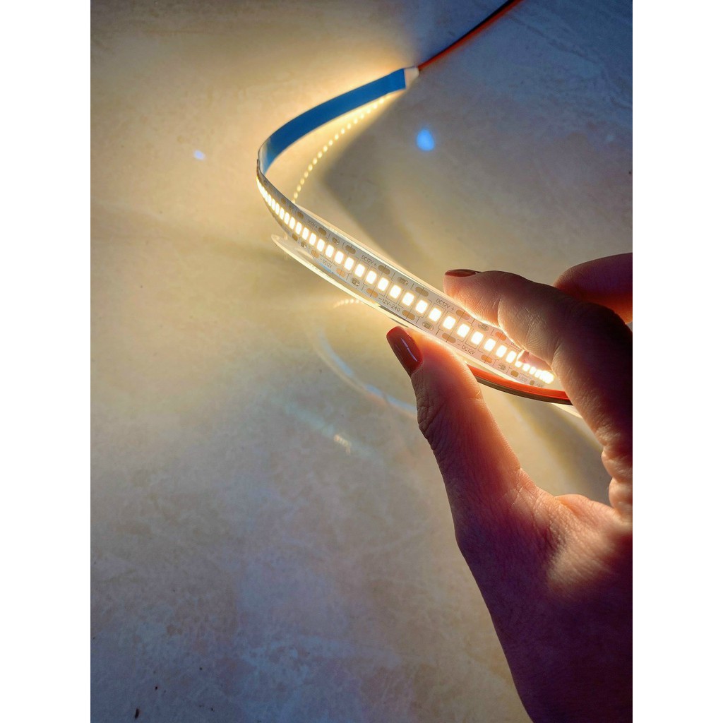 Led dây dán SMD 2835 240 led m 12v siêu sáng , cuộn led dán 5m ánh sáng vàng trắng chất lượng cao, dải đèn led cao cấp