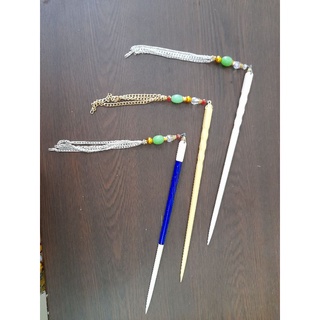 Châm ông hoàng hầu thánh - châm cài tóc.