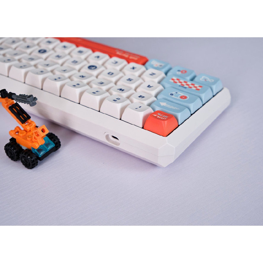 Bàn phím Darmoshark K5 Gulf Racing TTC Wireless 68key, Wireless 2.4GHz
