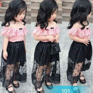 Đầm xinh cho bé