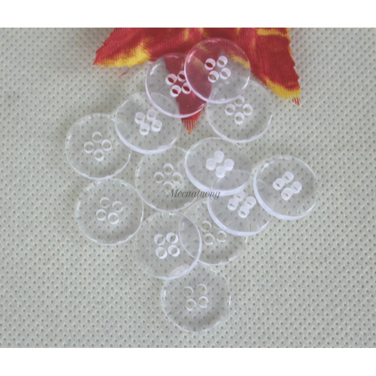 Sét 50 cúc nhựa trong suốt bốn mắt 10mm