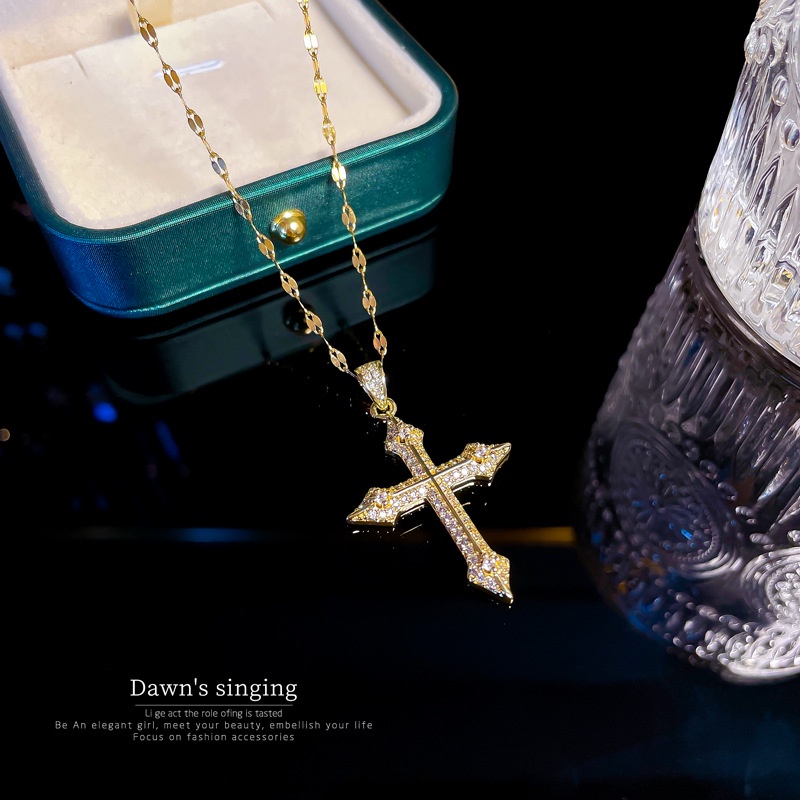 Vòng cổ Thép Titan Mặt Thánh Giá Đính Đá Zircon Sang Trọng Cho Nữ