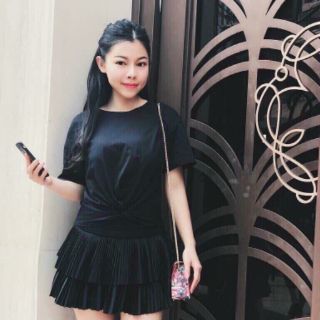 Chân váy 2 tầng xếp ly