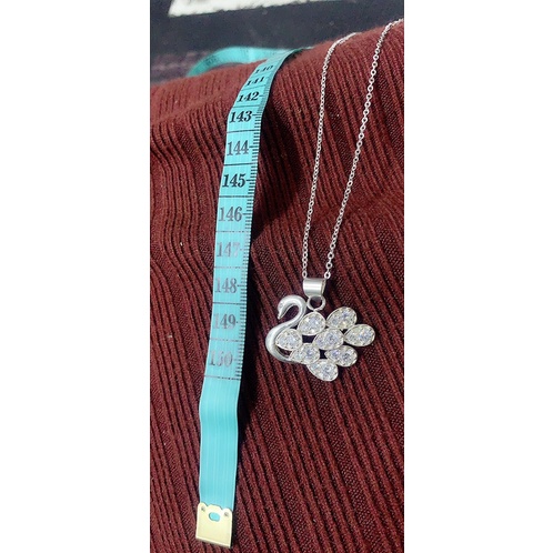 Mặt dây chuyền thiên Nga nạm đá bạc ta NGỌC MẬU