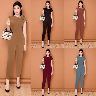 Jumpsuit nữ Dài Xẻ Ống Xếp Ly Vai Đính Logo Xinh Xắn J932