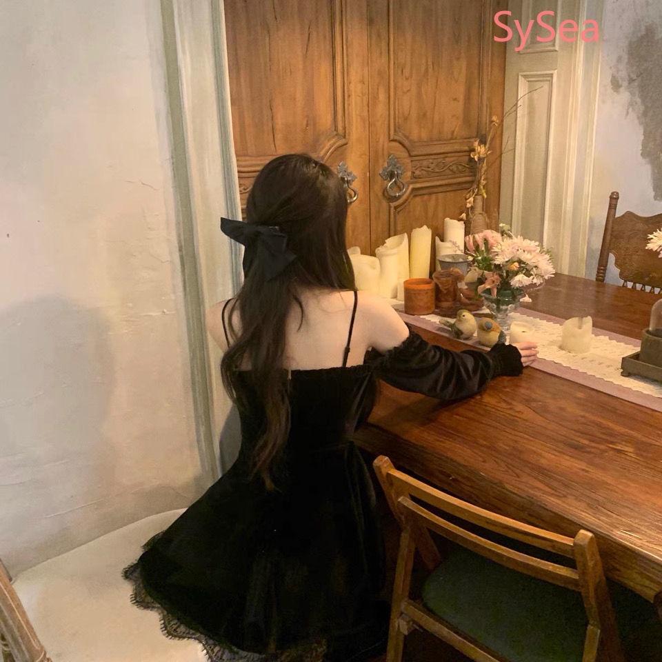 Đầm nhung đen dáng chữ A trễ vai tay dài thời trang mùa hè cho nữ | BigBuy360 - bigbuy360.vn