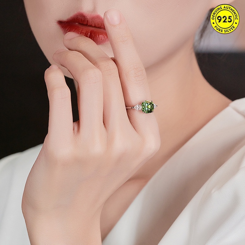 Nhẫn hở đính đá hình vuông màu xanh lá thời trang ấn tượng