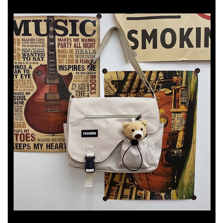 Túi đeo chéo nắp bầu Fashion ulzzang size to (vừa a4)