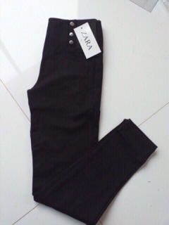 Quần legging cạp cao 6 khuy
