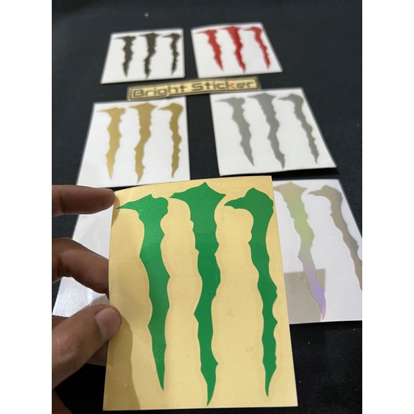 Hình Dán LOGO Cắt M Quái Vật