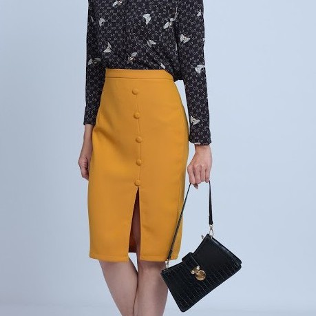 Chân váy công sở bút chì xẻ tà phối nút sang trọng DINOS GTB