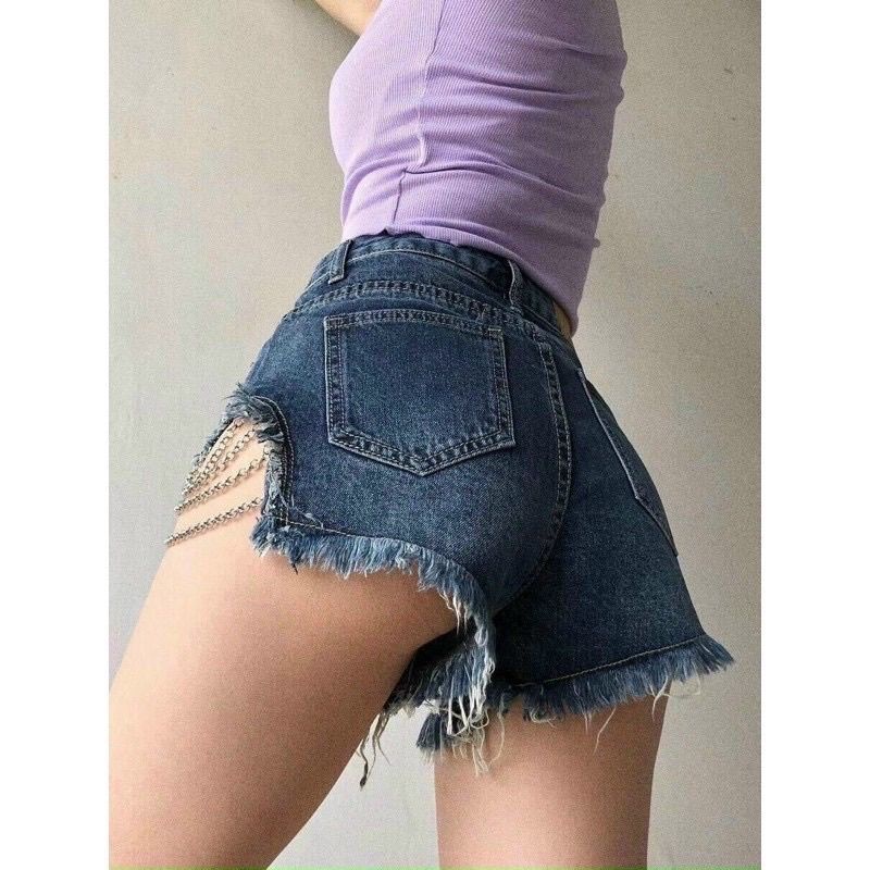 Quần shorts jeans dây xích lưng cao HOT