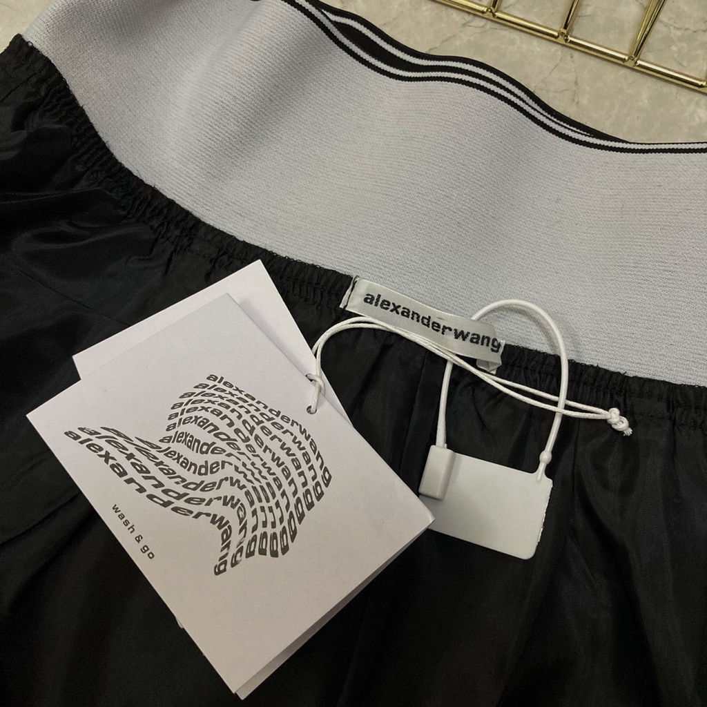 Quần Short Lưng Cao Phối Khóa Kéo Thời Trang Mới 2020