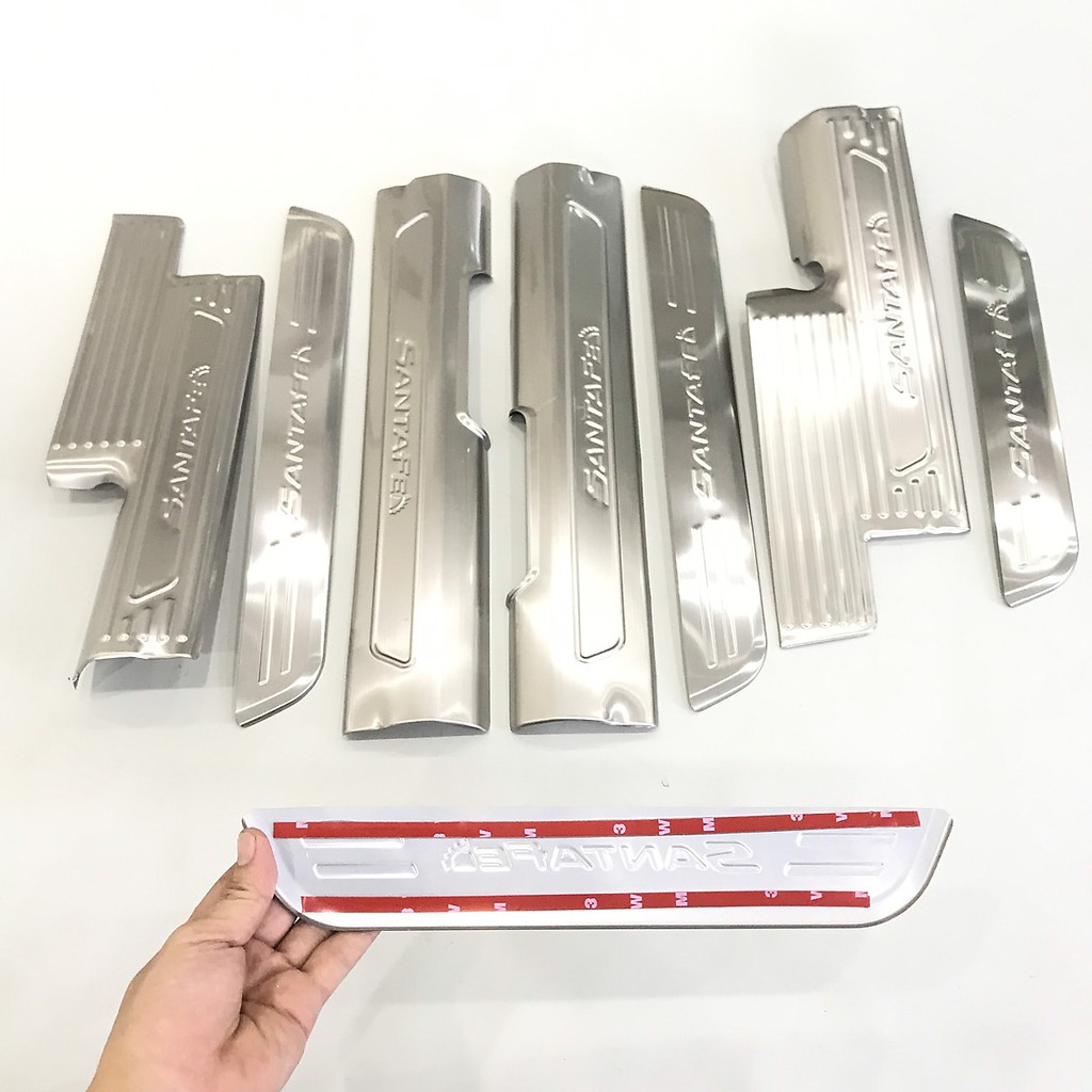 Ốp Bậc Cửa SantaFe 2019 2020 2021 mẫu INOX cao cấp