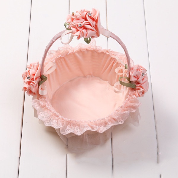 Giỏ Hoa Đan Mây Di Động Phong Cách Hàn Quốc Dùng Trang Trí Đám Cưới