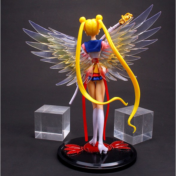 Mô hình Thủy Thủ Mặt Trăng có cánh nhựa đặc PVC trang trí bàn làm việc, trưng bày