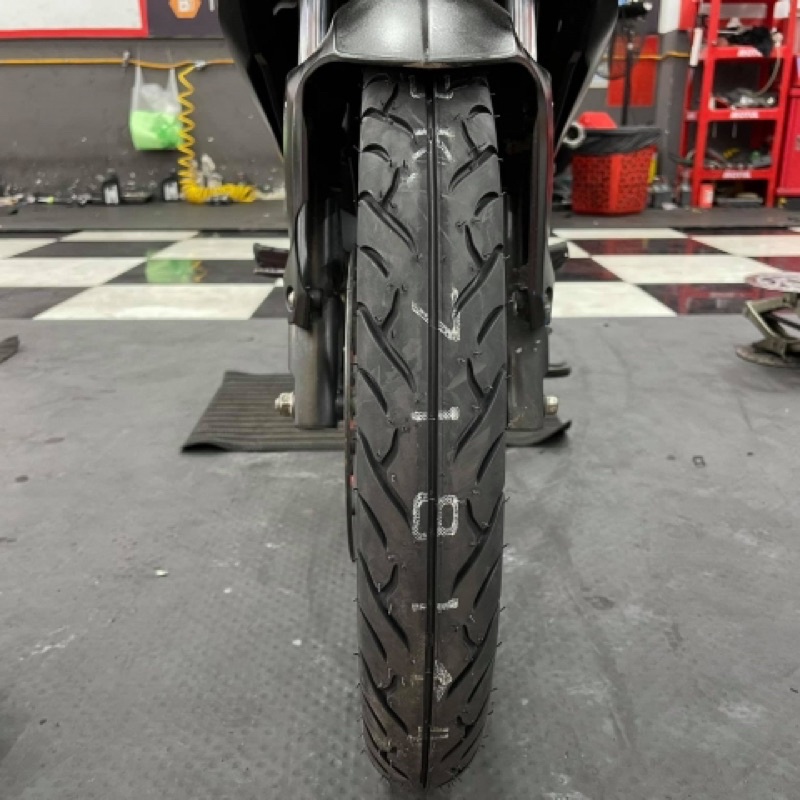 Vỏ xe máy Dunlop T902 “ không ruột “ Xe số, nhập Indo chính hãng