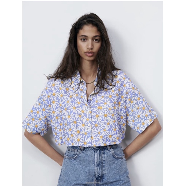 (Sẵn) Áo sơ mi croptop hoa cúc Zarraa canh sale, ảnh thật
